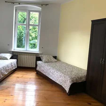 Mamma Mia Female Hostel